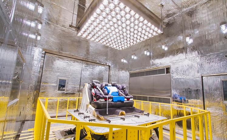 福特智能科技实验,福特汽车模拟测试