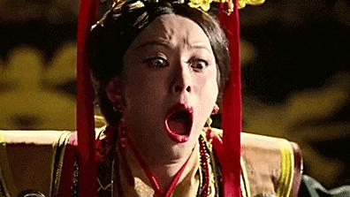 李沁哭戏片场失控,唐嫣和李沁谁有演技