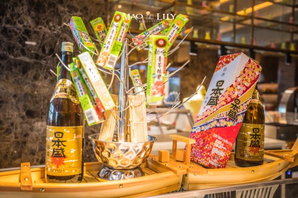 有独立泳池的度假酒店,这家酒店有12层楼