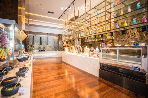 有独立泳池的度假酒店,这家酒店有12层楼