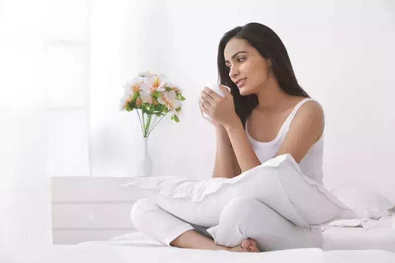 剖宫产后多久来例假算正常,宝妈什么时候来例假正常