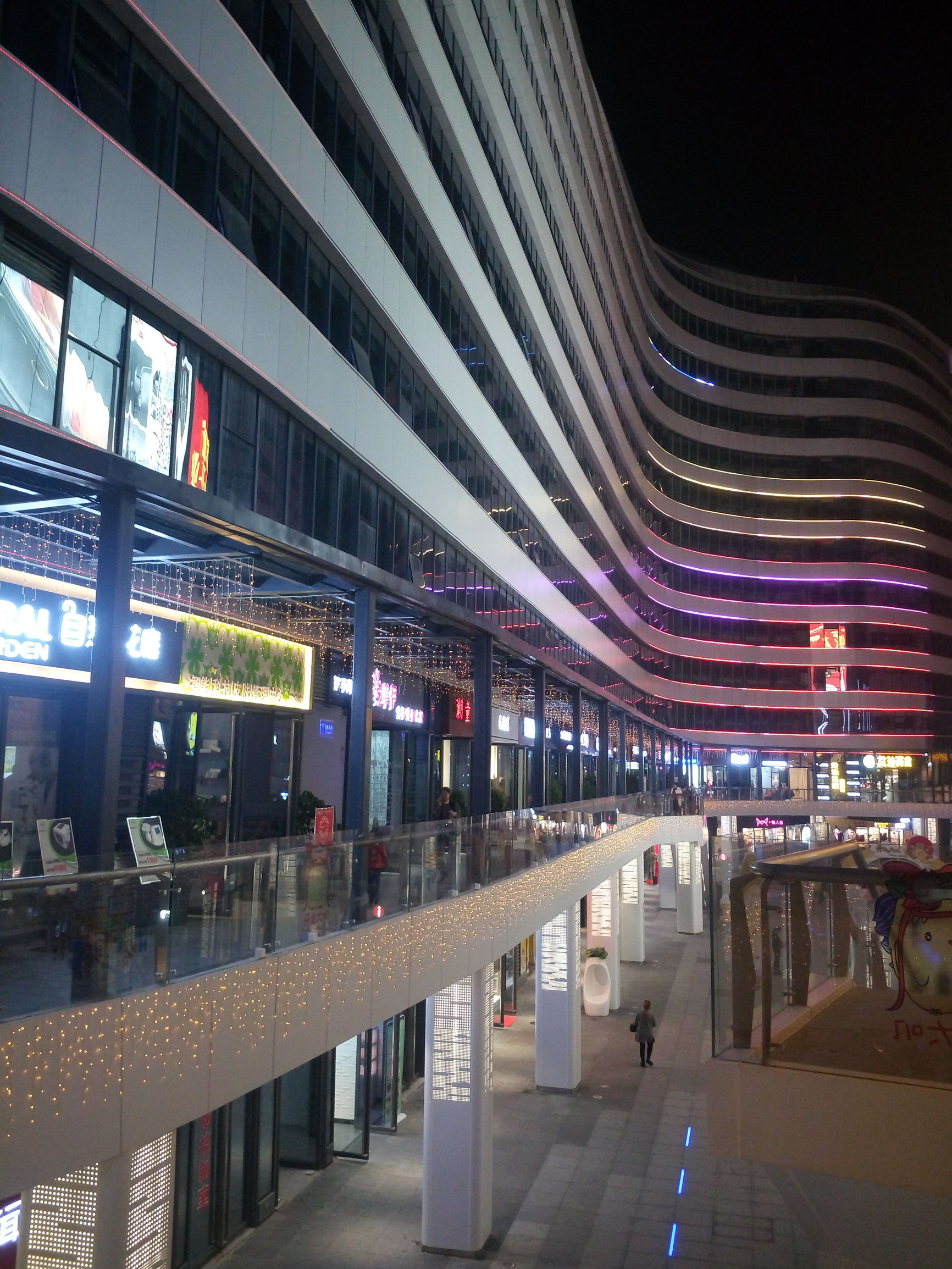 南阳商业新地标，建业凯旋广场，悦享时尚缤纷生活