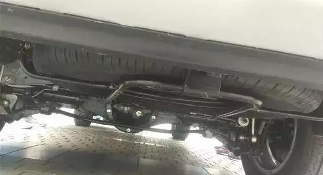 长安“照虎画猫”造出最便宜路虎,外观霸气,空间巨大只要5万