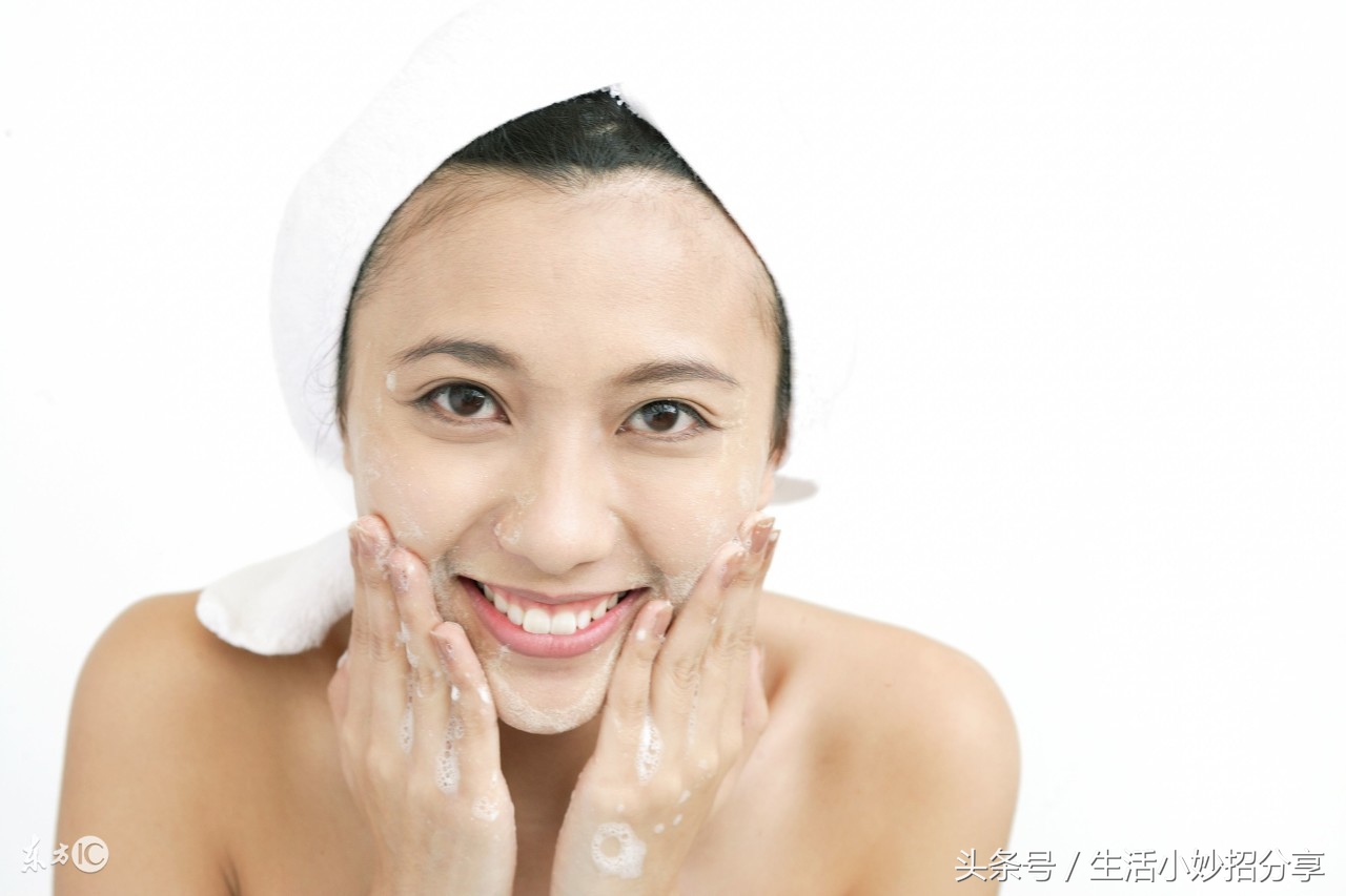 黑头粉刺型皮肤用什么洗,清洁脸部黑头粉刺有效吗