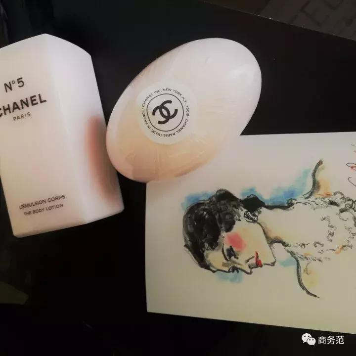 40块钱的阿玛尼粉底液是真的嘛,40多块钱阿玛尼