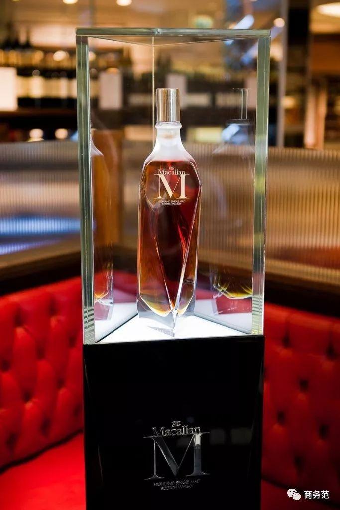 这些玻璃做的东西,为什么能拍出天价?