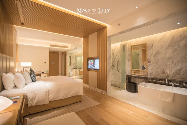 有独立泳池的度假酒店,这家酒店有12层楼