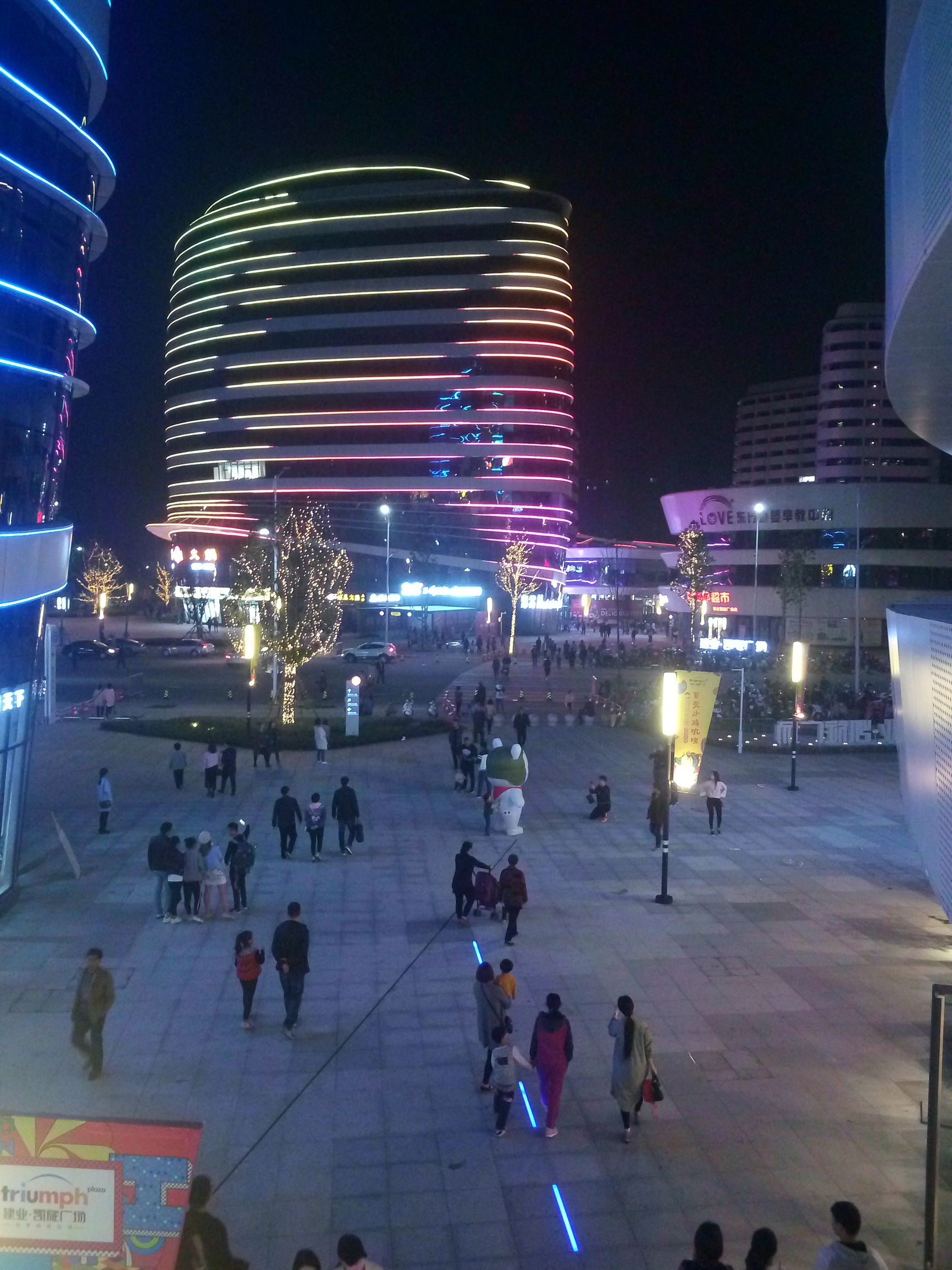 南阳商业新地标，建业凯旋广场，悦享时尚缤纷生活