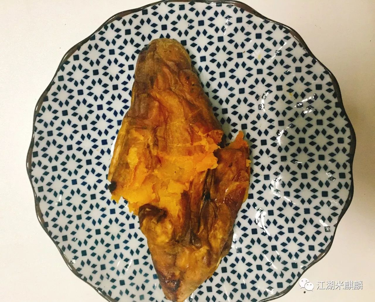 老字号烤红薯店,获嘉京城烤红薯