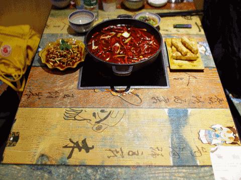 从成都来贵阳的厕所串串是什么鬼！现在吃饭都不能好好吃了？