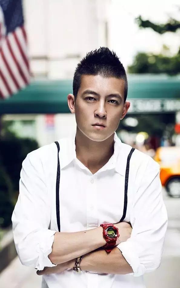 买不起天梭、DW评价差，学生*党**还有什么选择？