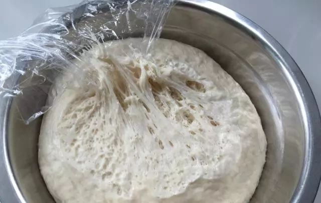 做面包为什么一定要二次发酵,做面包最常用的发酵法有哪些