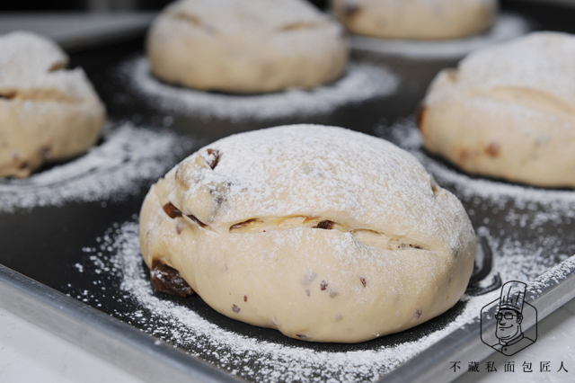 做面包为什么一定要二次发酵,做面包最常用的发酵法有哪些
