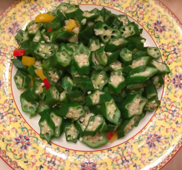 谢娜午餐吃什么,谢娜做饭吃的什么菜