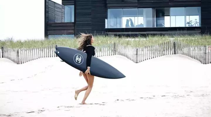 奢侈品跨界风潮来袭这些东西你都见过了吗？