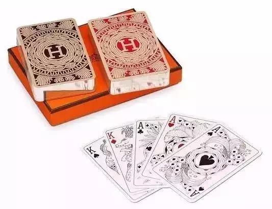 奢侈品跨界风潮来袭这些东西你都见过了吗？