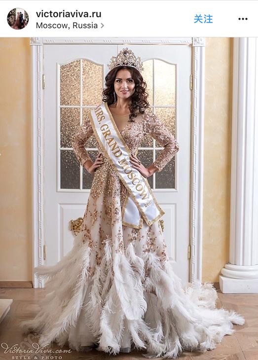 红场边上买婚纱过时了，这个双11俄罗斯白富美最爱东莞制造！