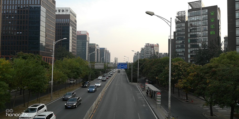 全面屏荣耀畅玩7x有几种颜色,千元旗舰手机荣耀畅玩7x