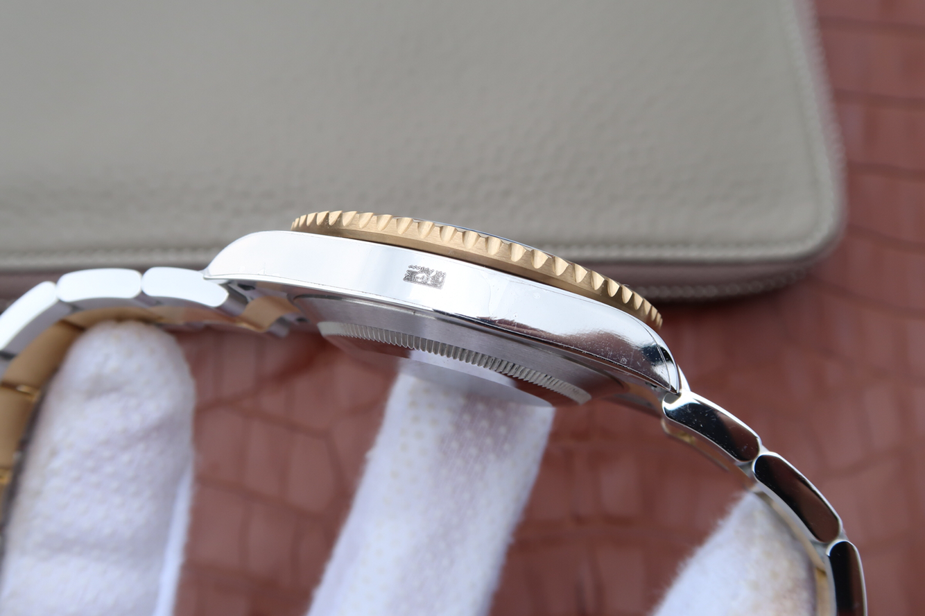 间金黑水鬼劳力士新表价格,劳力士全金水鬼v7版本