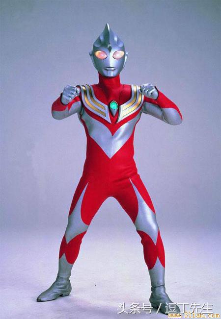 悟空和唐僧一起上某卫视非诚勿扰，悟空上台，24盏灯全灭