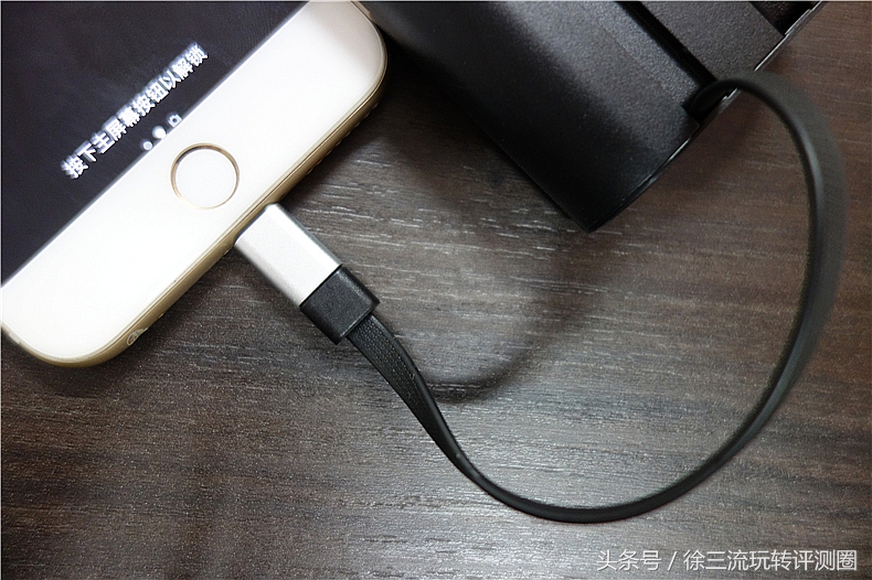 10000mah移动电源推荐,五合一移动电源10000mah