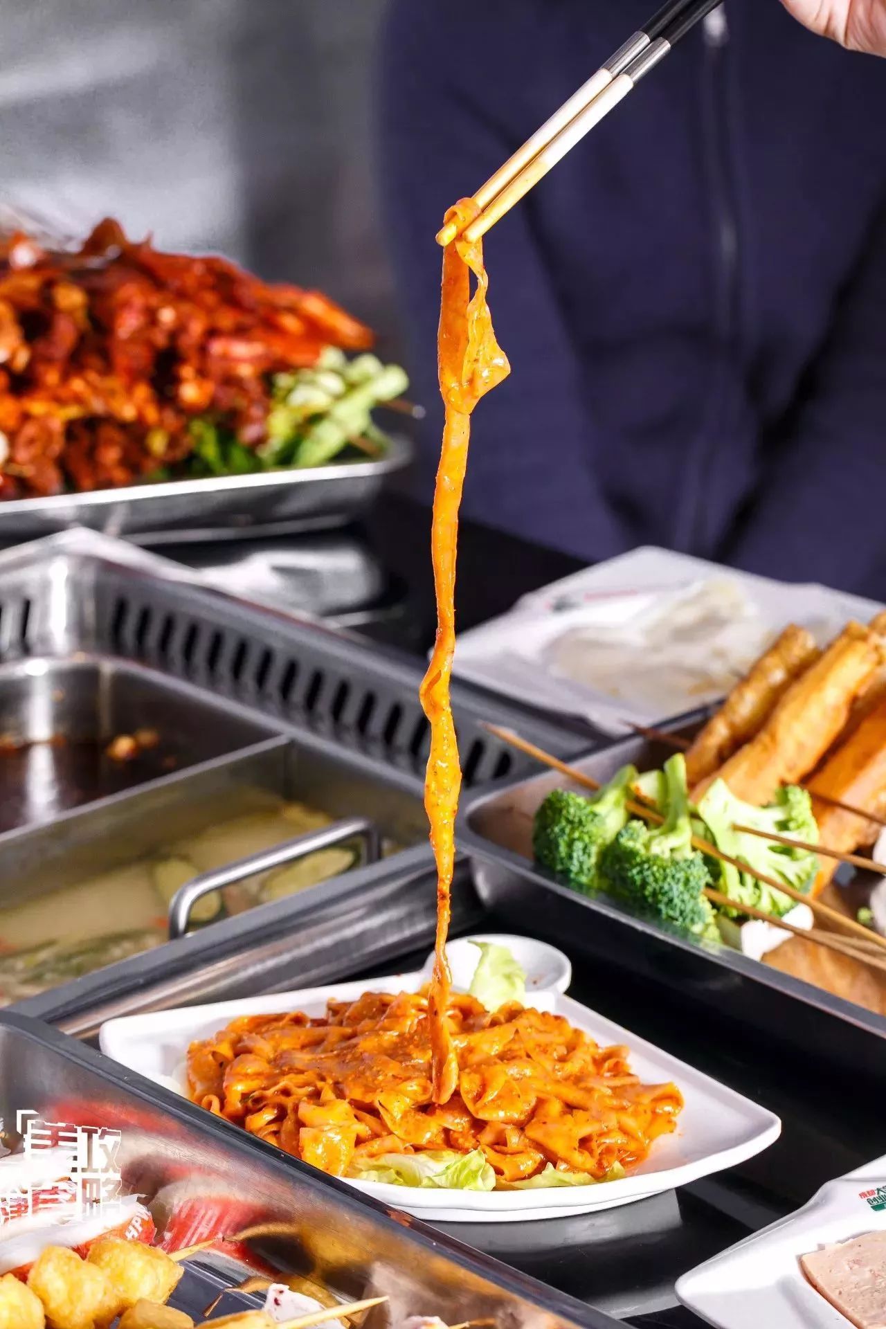 成都串串界的“龙头老大”—可以撸到嗨的串串来天津奥城啦！