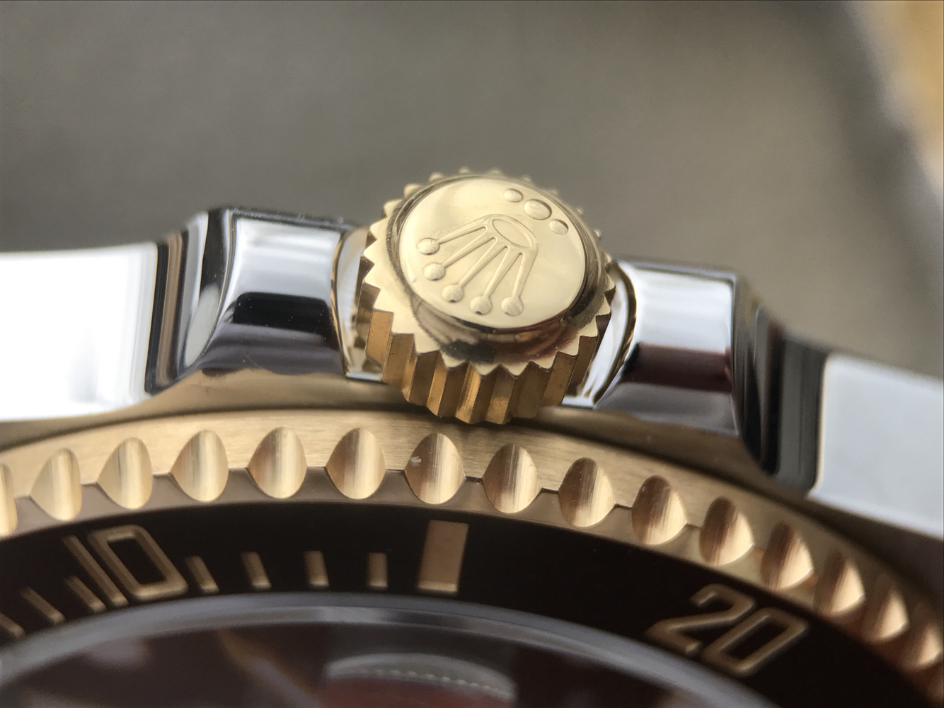 间金黑水鬼劳力士新表价格,劳力士全金水鬼v7版本