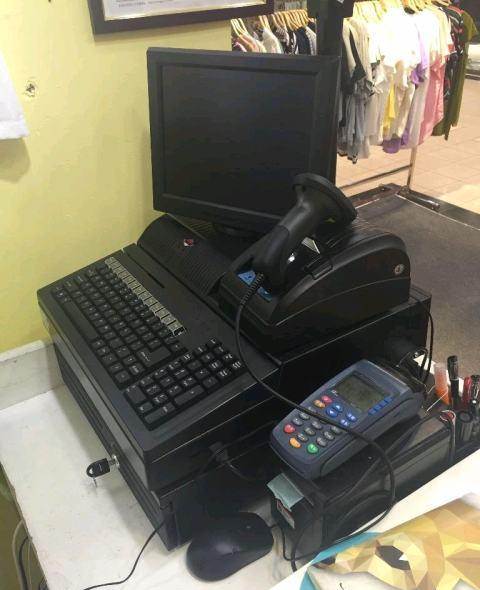 银豹、日进斗金、管家婆、商陆花：谁是最好的服装店收银系统？