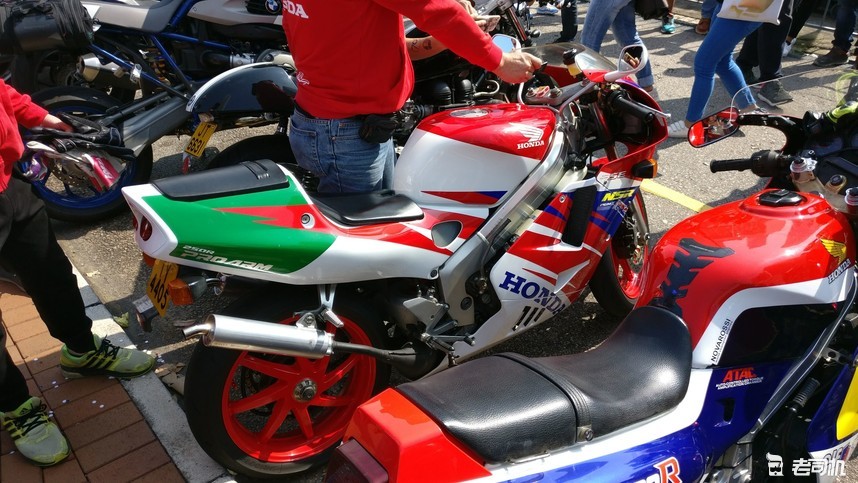 摩托车有没有大灯,摩托车有大灯不亮是什么原因