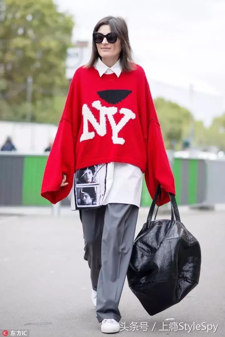 冬天半袖蝙蝠衫毛衣搭配,冬天宽松版的毛衣怎么搭配