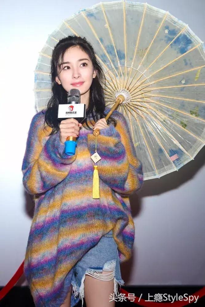 冬天半袖蝙蝠衫毛衣搭配,冬天宽松版的毛衣怎么搭配