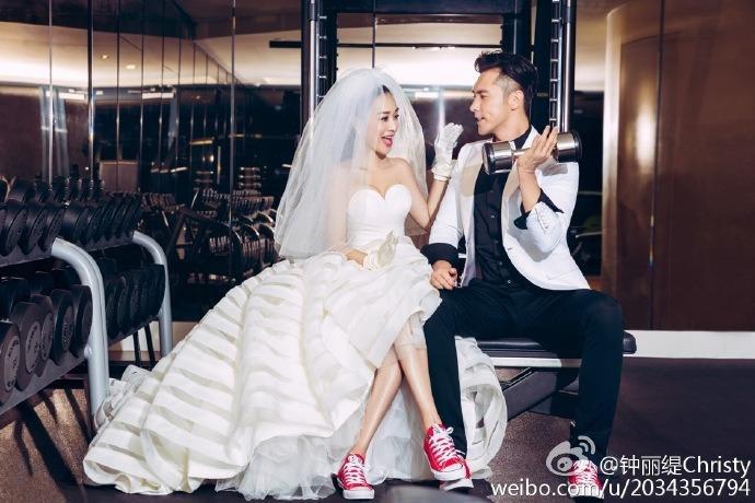 好看不累脚的婚纱搭档小白鞋，明星们都在穿！