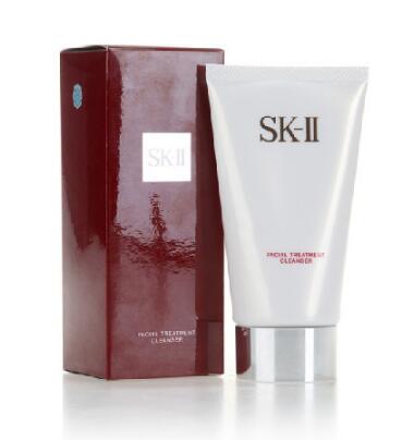 美白洁面乳好还是氨基酸洗面奶好,氨基酸洗面奶和洁面乳有什么区别