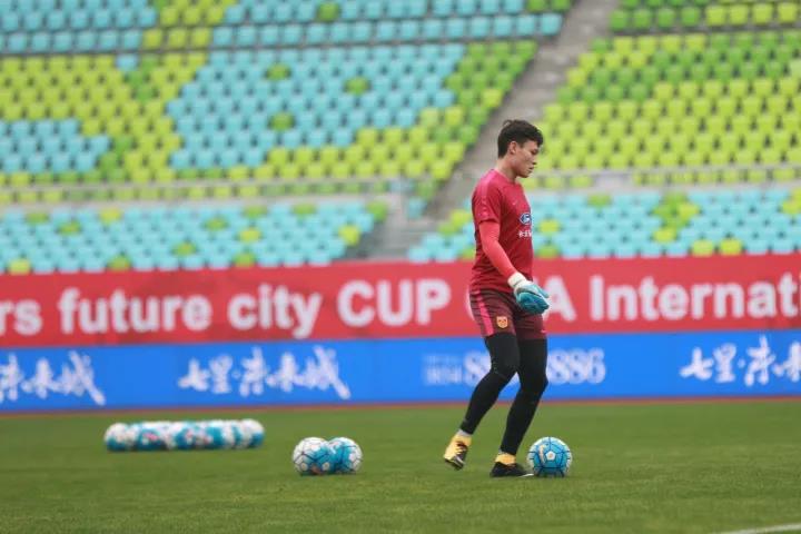 青春派——千岩竞秀坚若磐石