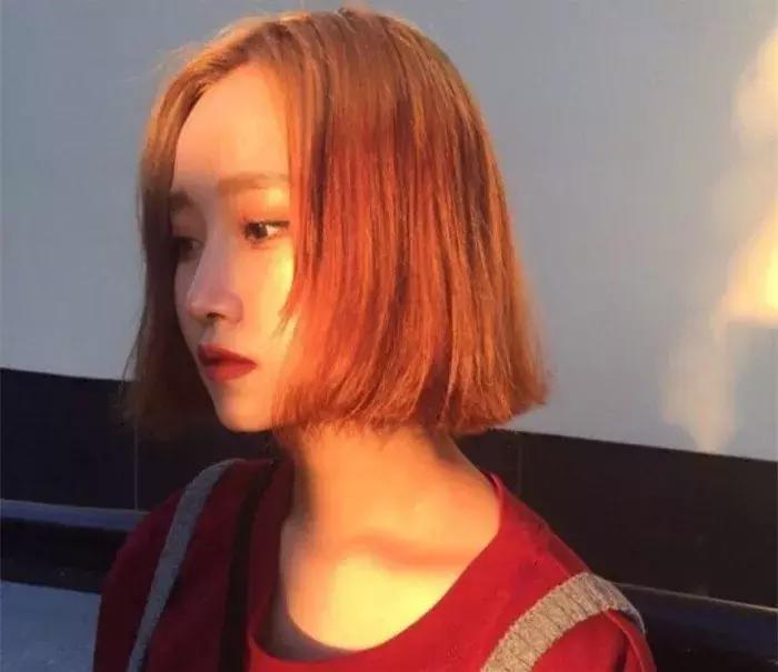 刘海图片女显脸小,有刘海扎发显脸小