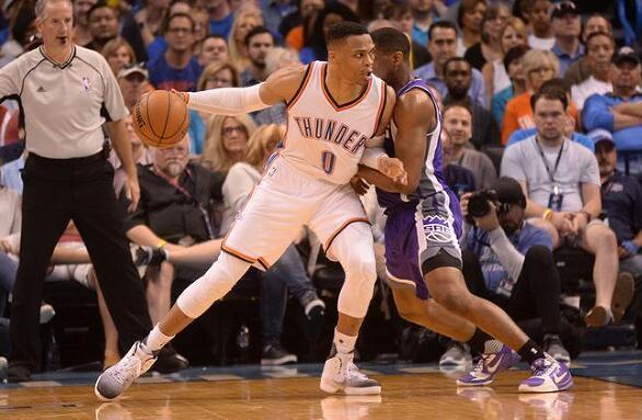 雷霆队三巨头爆发,雷霆队三巨头阵容