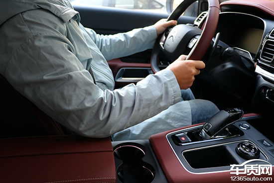 2022款雪铁龙天逸c5aircross,雪铁龙天逸c5实用性