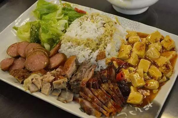 厦门古早味美食,街头阿姨做的美食