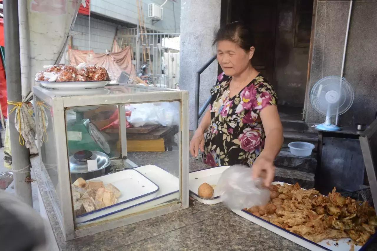 厦门古早味美食,街头阿姨做的美食