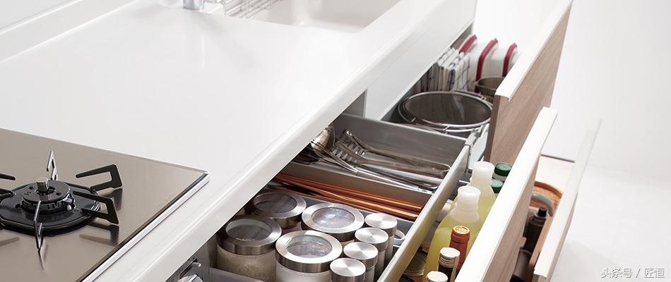 厨房调料瓶如何收纳方便又整洁,你还在为做菜烦恼吗