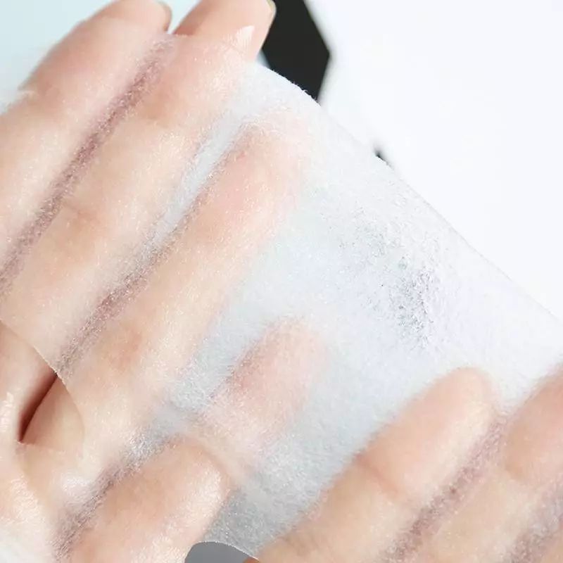 秋冬太冷了用什么面膜皮肤变白,秋冬最好用的护肤品