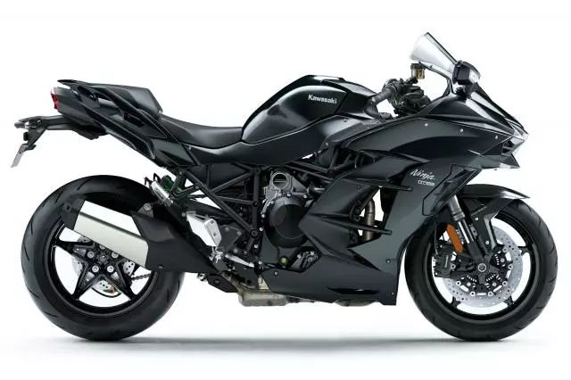 米兰车展川崎,川崎最新款四缸