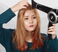 刘海图片女显脸小,有刘海扎发显脸小