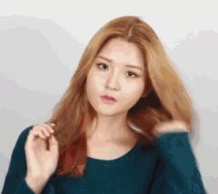 刘海图片女显脸小,有刘海扎发显脸小