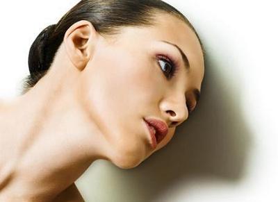 祛除法令纹按摩手法教程,六胜肽真能祛除法令纹吗