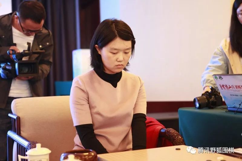 穹窿山兵圣杯於之莹不敌崔精，王晨星淘汰“逆转女神”