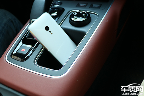 2022款雪铁龙天逸c5aircross,雪铁龙天逸c5实用性