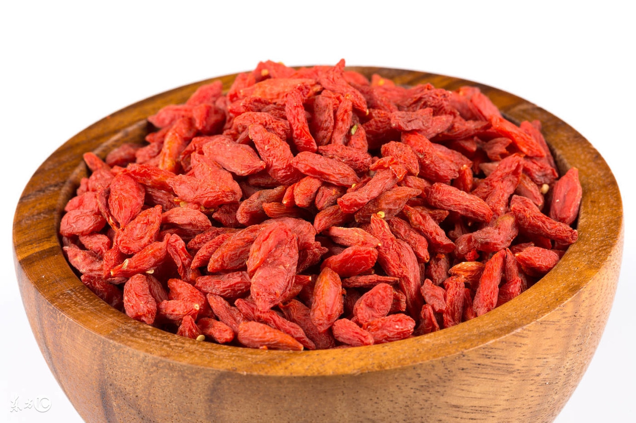 冬季口干舌燥喝水也不解渴怎么办,冬天口干舌燥怎么调理最有效