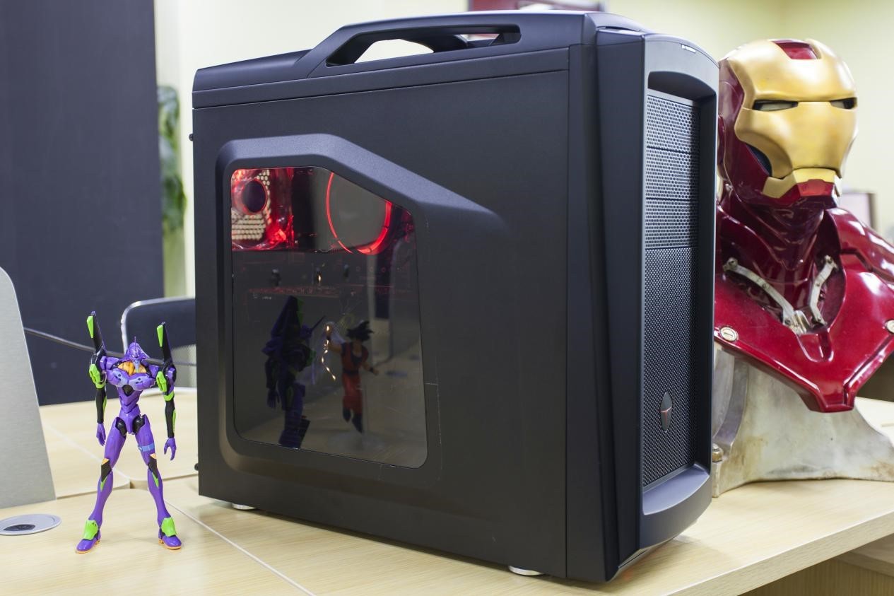 雷神电脑台式机游戏测评,雷神电竞显示器