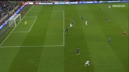 伊布评价梅西马拉多纳,伊布打破马拉多纳记录